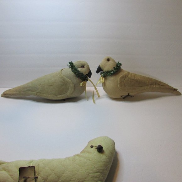 primitive looking Christmas decor 2 stuffed dove birds and filled stocking lot - Picture 2 of 11